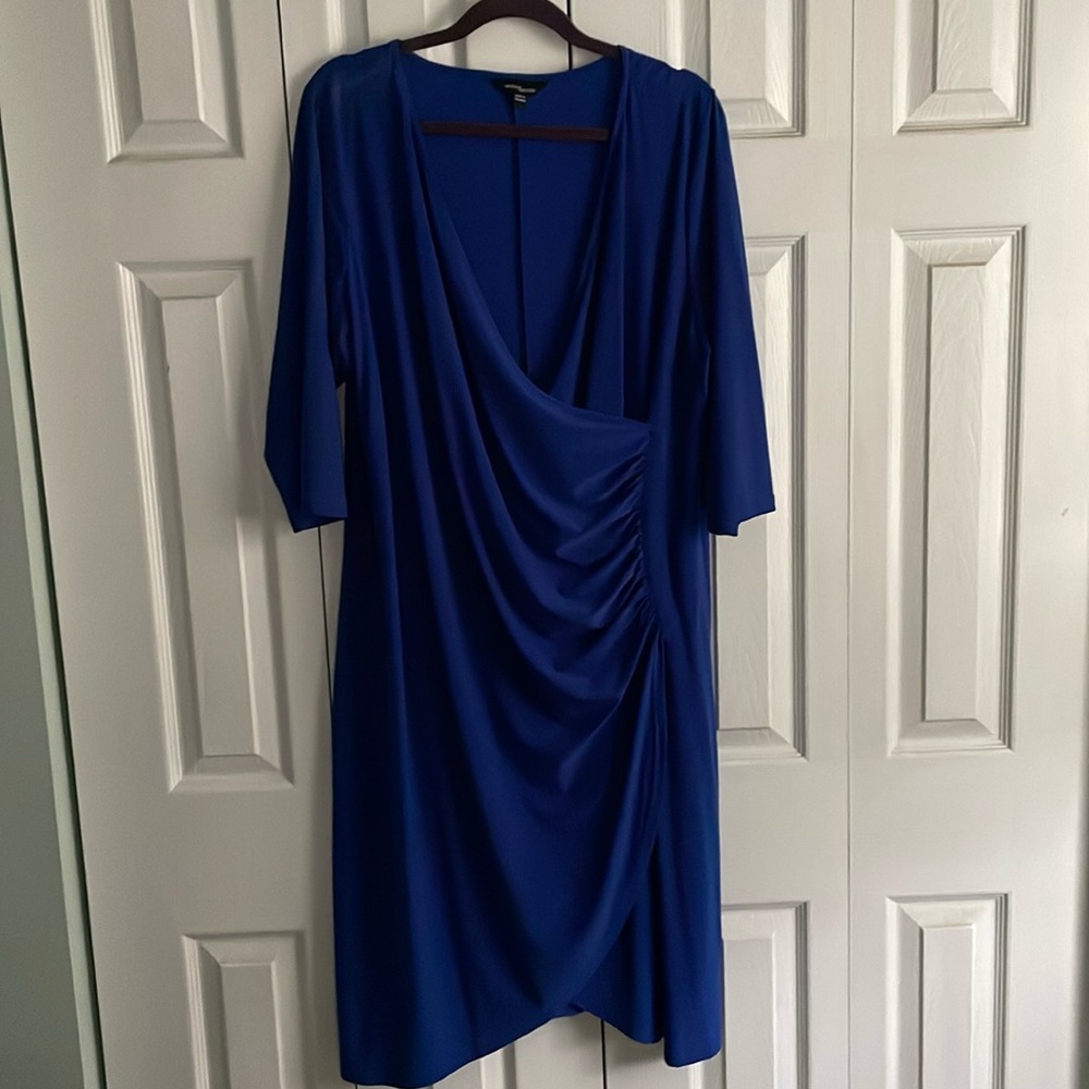Gorgeous royal blue dress. EUC Wrap front